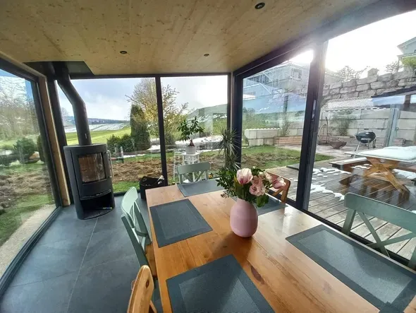 Fabrication et pose d’une véranda 